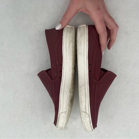 CROCS Women’s Citibank Roka Slip-On Loafer Water shoe Maroon size: 10 - Picture 9 of 12